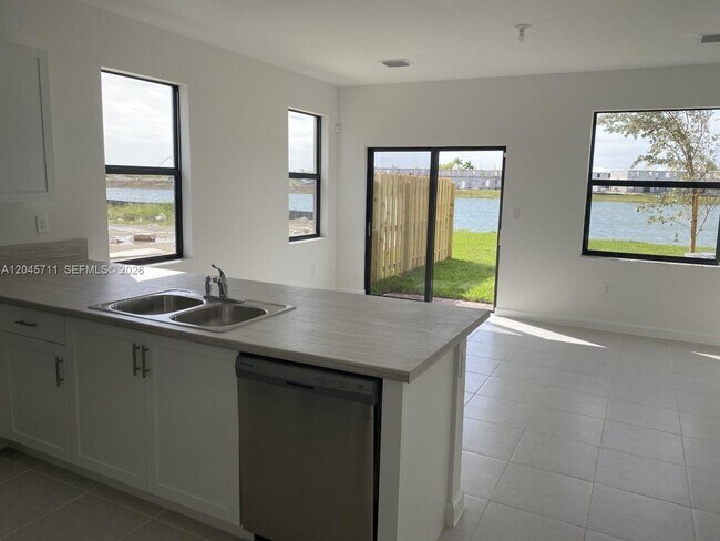 Building Photo - 10100 SW 228 TERR