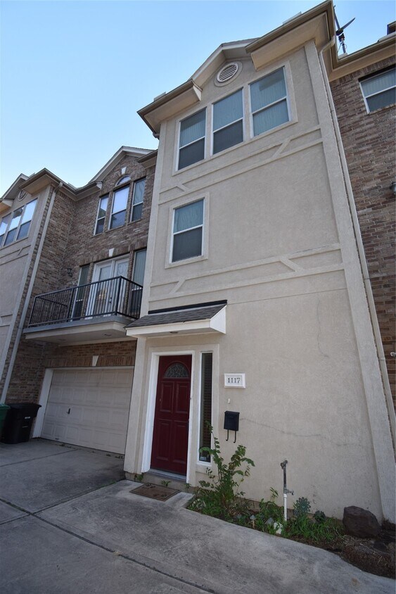 Primary Photo - 1117 Malone St