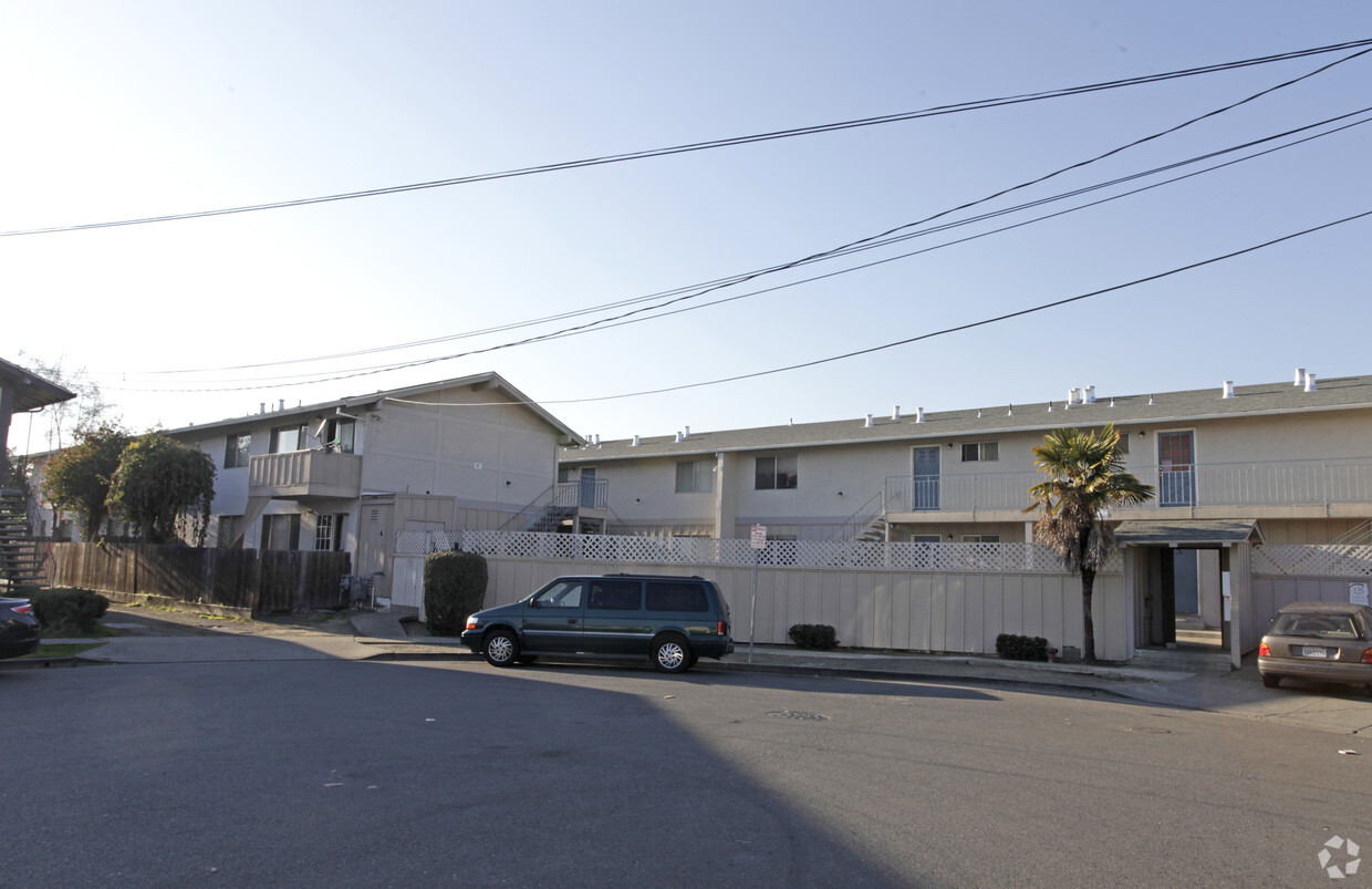 Foto del edificio - Belvedere Court Apartments