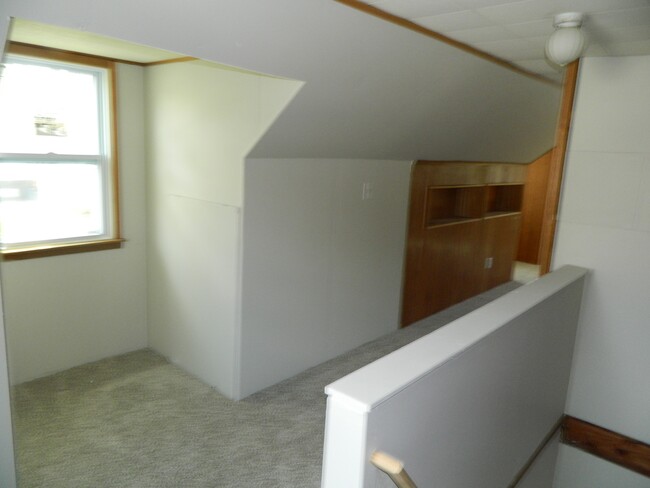 Building Photo - 5905 College Ave