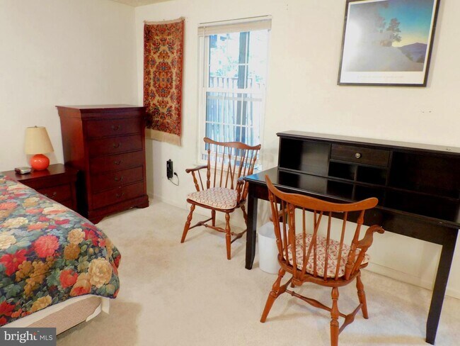 Foto del edificio - 6420 Selby Ct