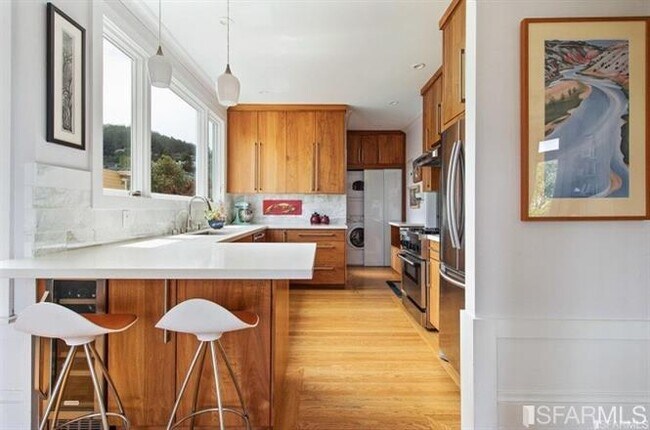Foto del edificio - 1130 Shrader St