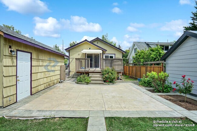 Foto del edificio - 7515 12th Ave NW