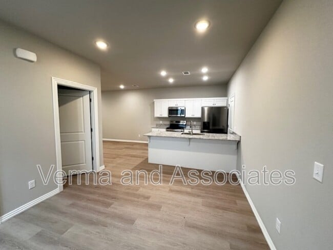 Photo - 1507 SW Casuarina Dr Apartment