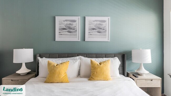 Foto del edificio - 650 S Main St