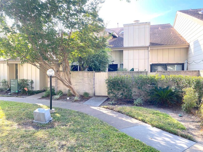 Foto del edificio - 3166 Windchase Blvd