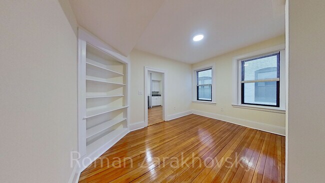 Building Photo - 883 Massachusetts Ave