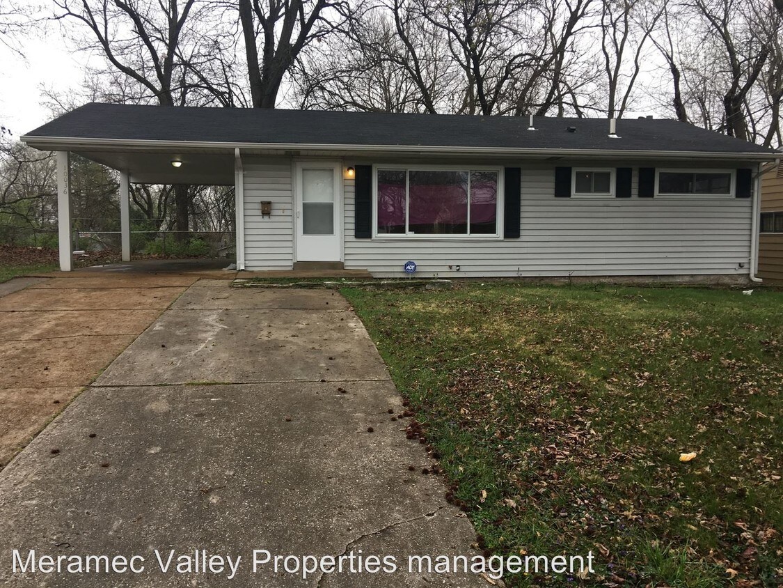 Primary Photo - 10036 Lakemoor Dr