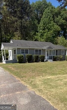 Building Photo - 2725 Pleasant Wood Dr