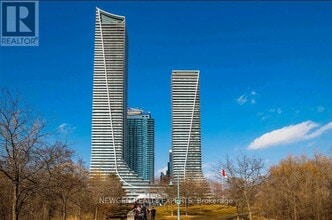 Building Photo - 30 Shore Breeze Dr