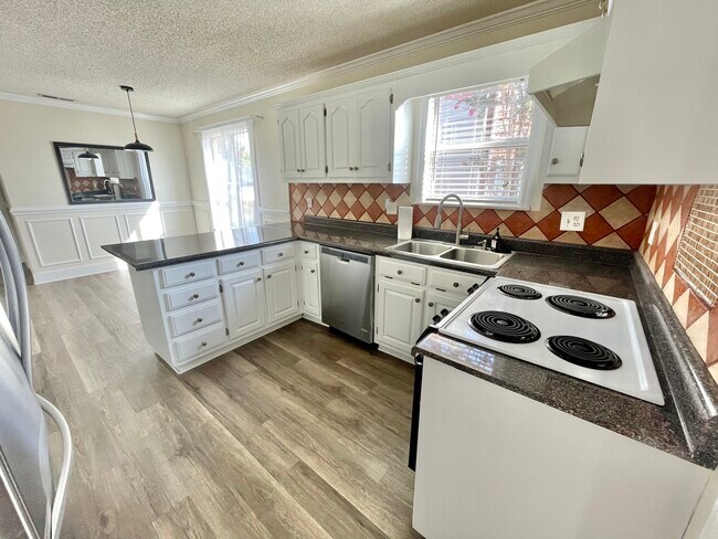 Building Photo - 509 Aspen Way