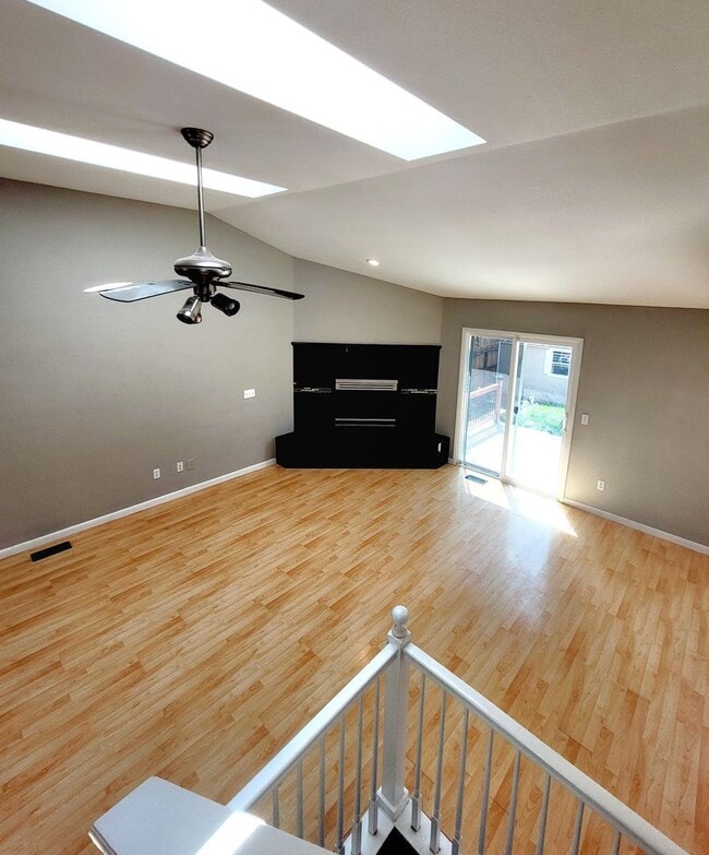 Foto del edificio - Well maintained 4 bedroom home on west side!