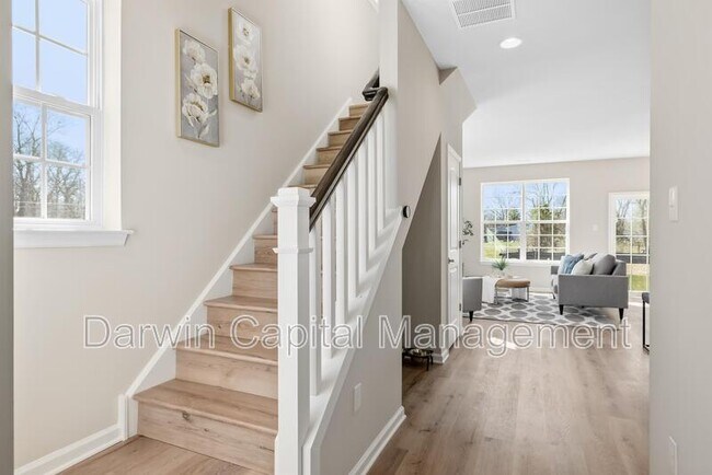 Foto del edificio - 920 Woodview Ct