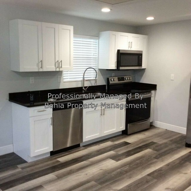 Foto del edificio - 412 E Knollwood St