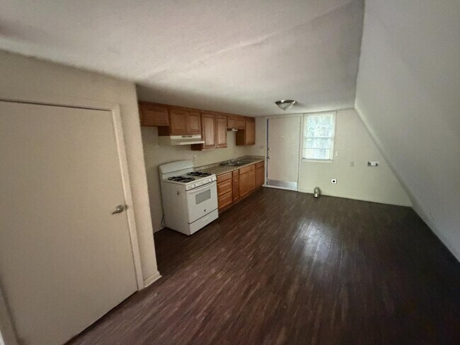 Foto del edificio - 8317 Redonda St