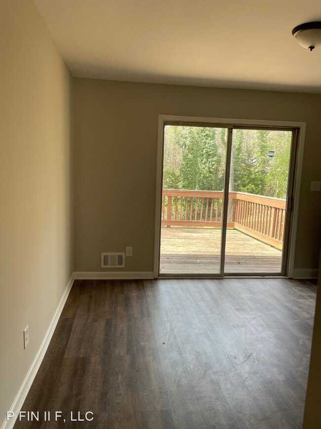 Building Photo - 3 br, 2 bath House - 2791 Knollview Dr