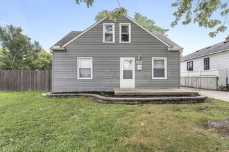 Building Photo - 14489 Agnes St