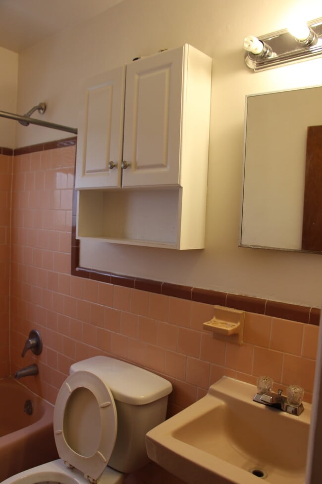 Building Photo - Ballston Garden Apartments