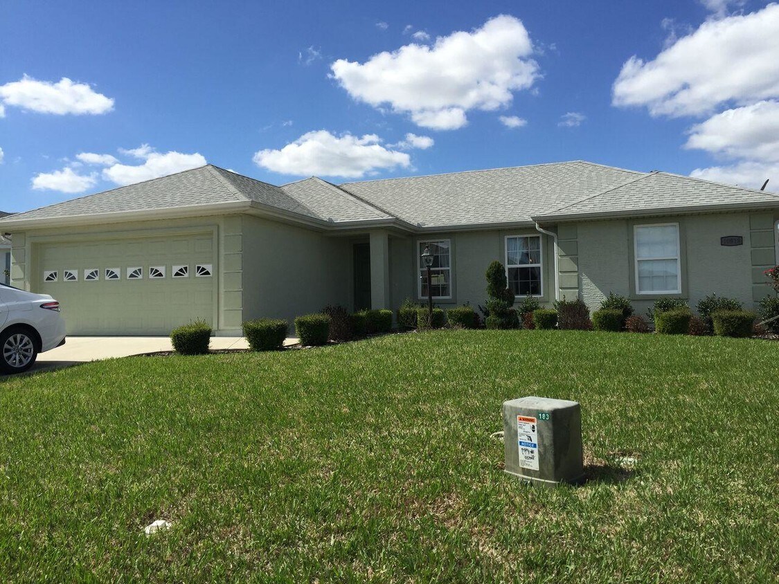 Primary Photo - 3 bedroom in Summerfield FL 34491