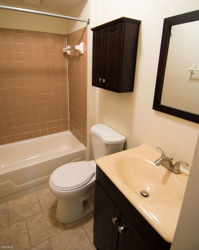 Foto del edificio - 6647 Ridgeville St