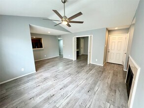 Building Photo - 14600 Fonmeadow Dr