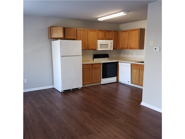 Foto del edificio - 17 Tether Ct