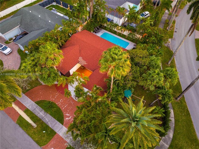 Foto del edificio - 1244 Garfield St