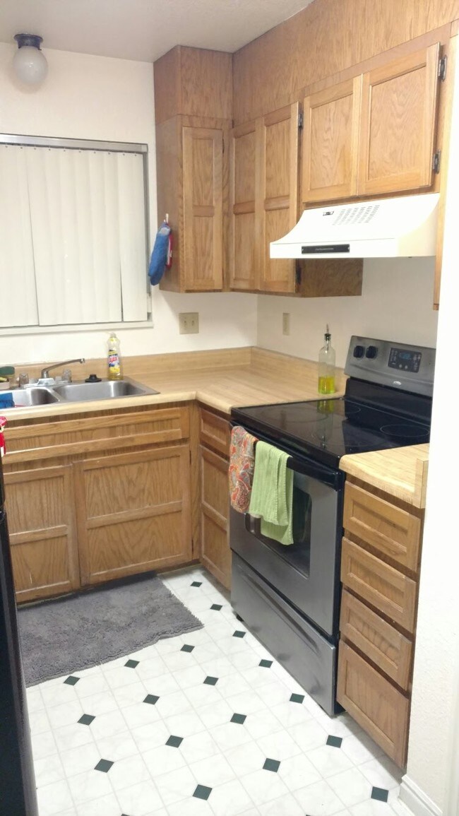 Foto del edificio - 763 E 820 N