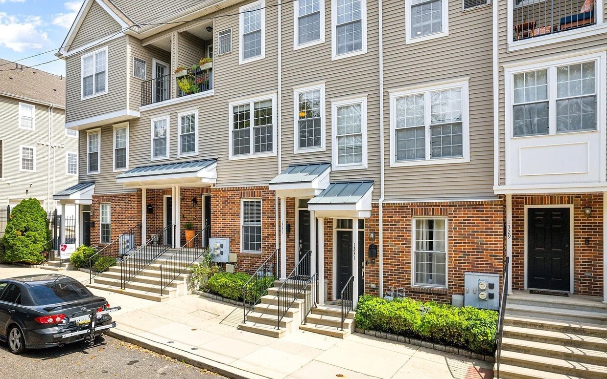 Foto principal - 1333 N 32nd St