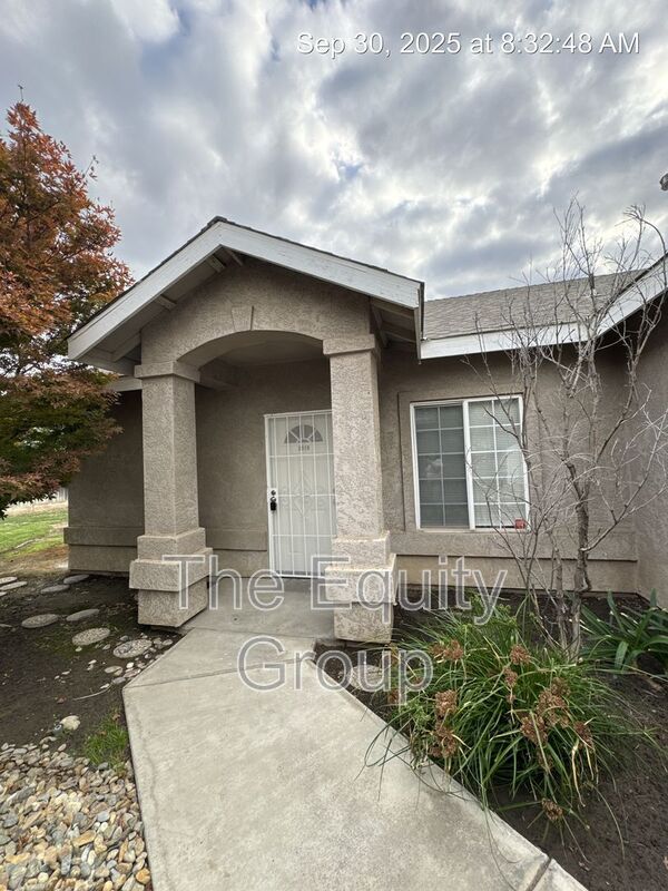 Foto principal - 2918 S Sallee Ct