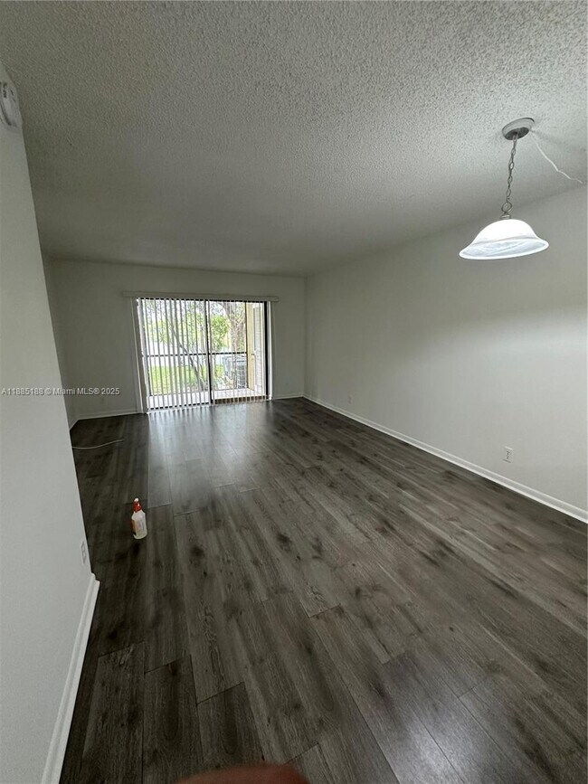 Building Photo - 9000 NW 28th Dr