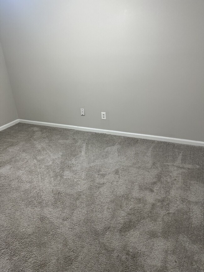 Foto del edificio - 127 Eaglewood Way