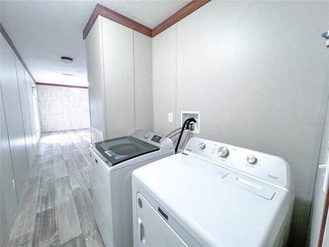 Foto del edificio - 12736 SW 143rd St
