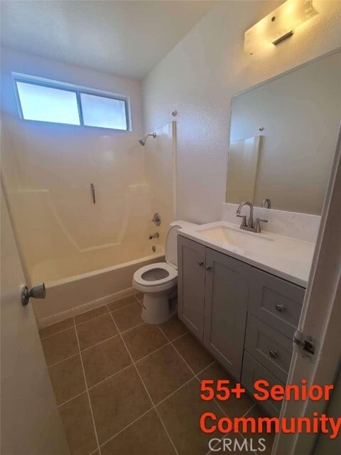 Building Photo - 2424 San Pedro Ave