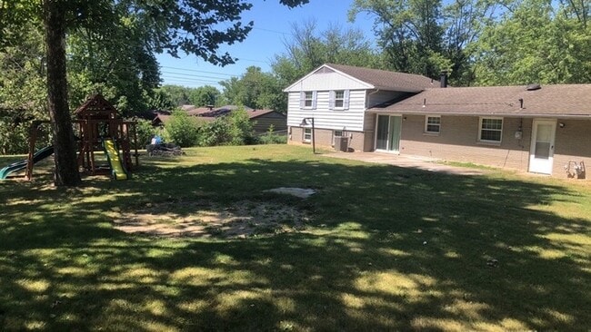 Foto del edificio - 6948 Michelle Pl