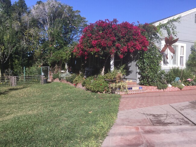 Foto del edificio - 4156 Vista Clara Rd