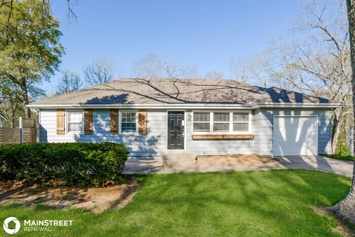 Foto principal - 826 S MAIN ST, LIBERTY, MO 64068