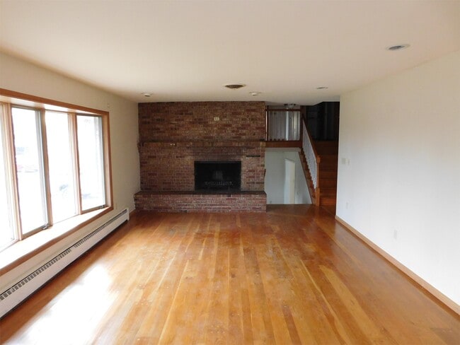 Building Photo - 1738 Westhaven Dr