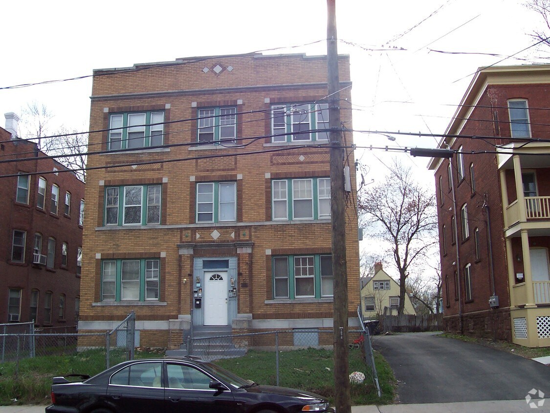 Foto del edificio - 36-38 Edgewood St