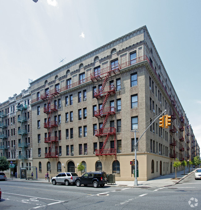 Foto del edificio - 75 Fort Washington Ave