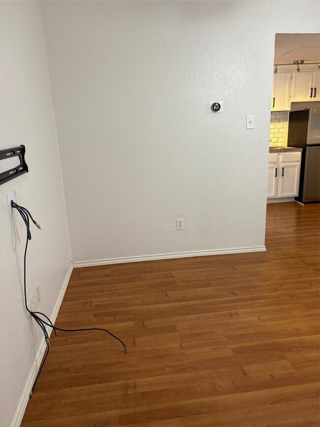 Foto del edificio - 701 Nelray Blvd