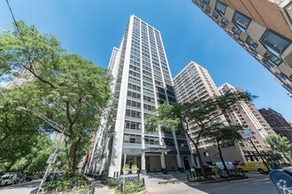 Building Photo - 222 E Pearson St