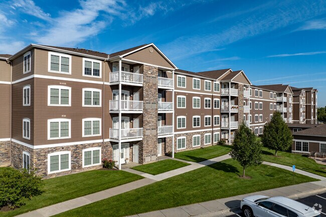 Foto del edificio - Connect55+ Elkhorn Active Community 55+