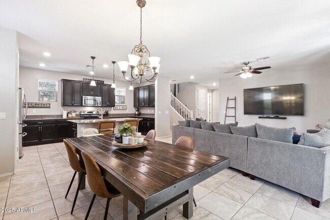 Foto del edificio - 3 Bedroom 2.5 Bathroom Paseo Place Home