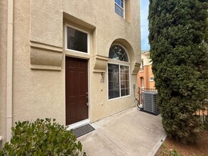 Building Photo - 3792 Mykonos Ln