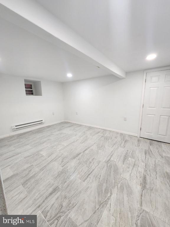 Foto del edificio - 927 Farragut St