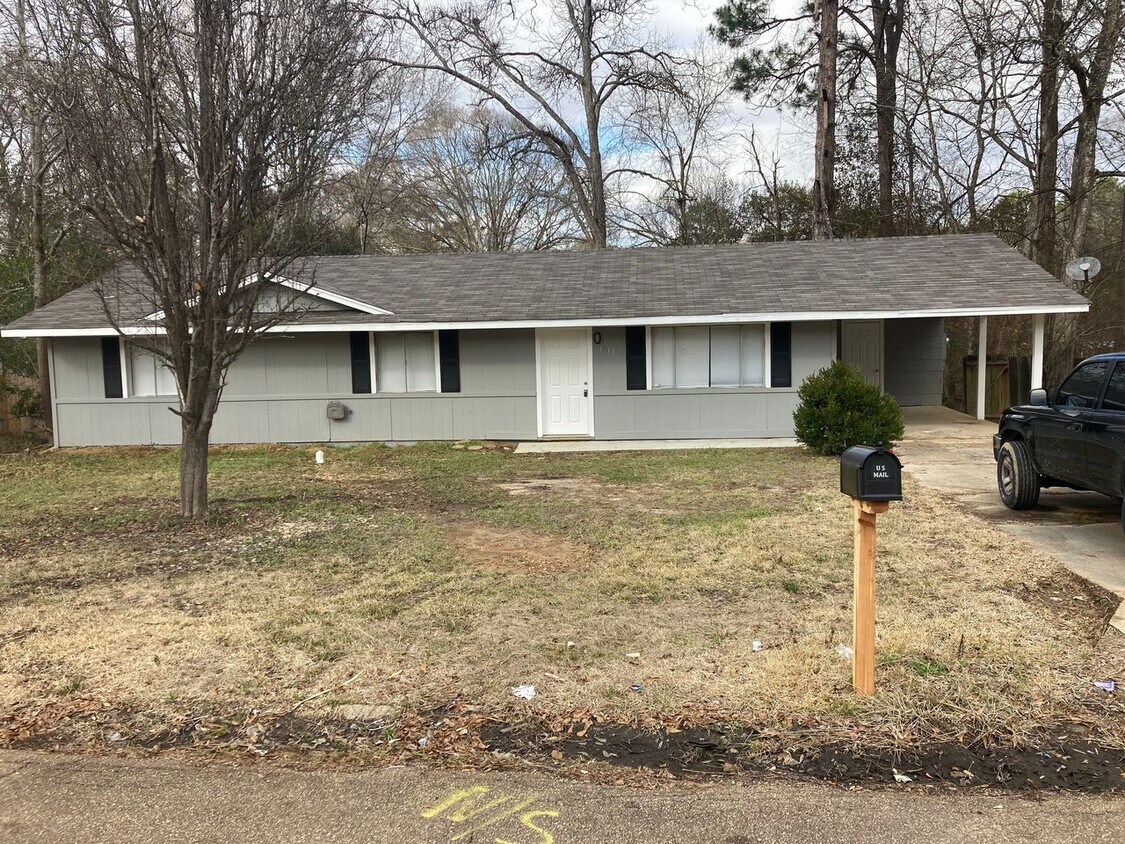 1018 Branch St, Jackson, MS 39212 House Rental in Jackson, MS