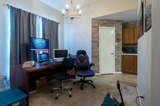 Foto del edificio - 8311 Berkely Ct