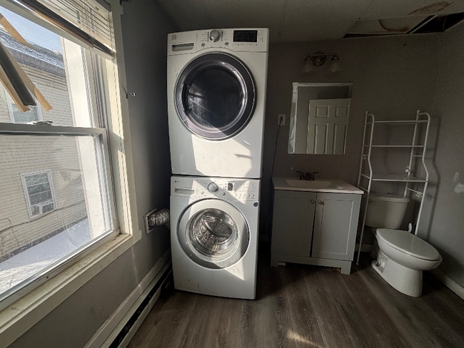 Building Photo - 9-11 Kelley Sq