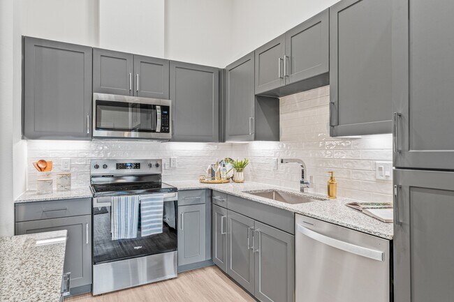 Building Photo - Alta Monarch Crossing